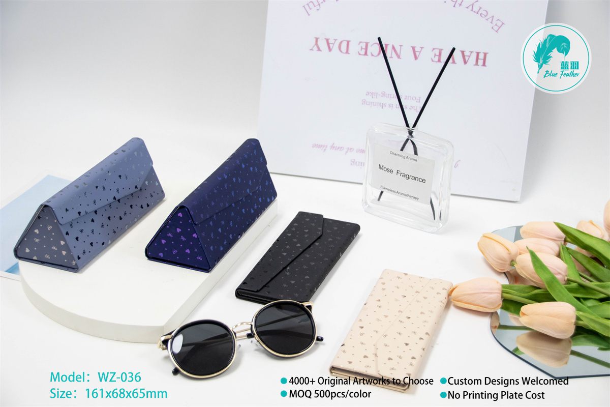 Portable Triangular Magnetic Snap Folding glasses Case for girls